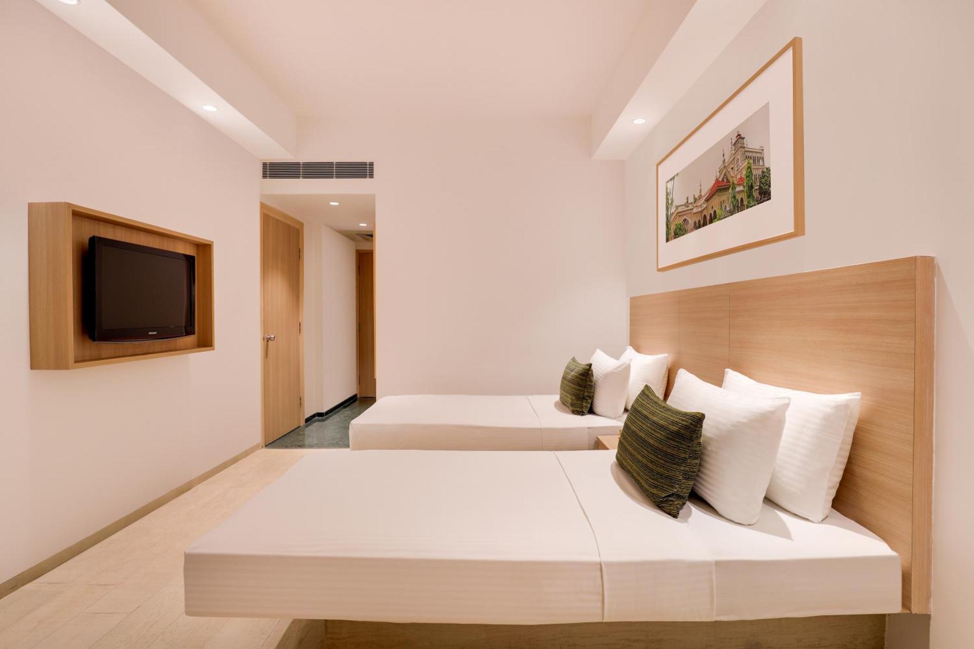 Lemon Tree Hotel Hinjewadi Pune Хинджавади Экстерьер фото