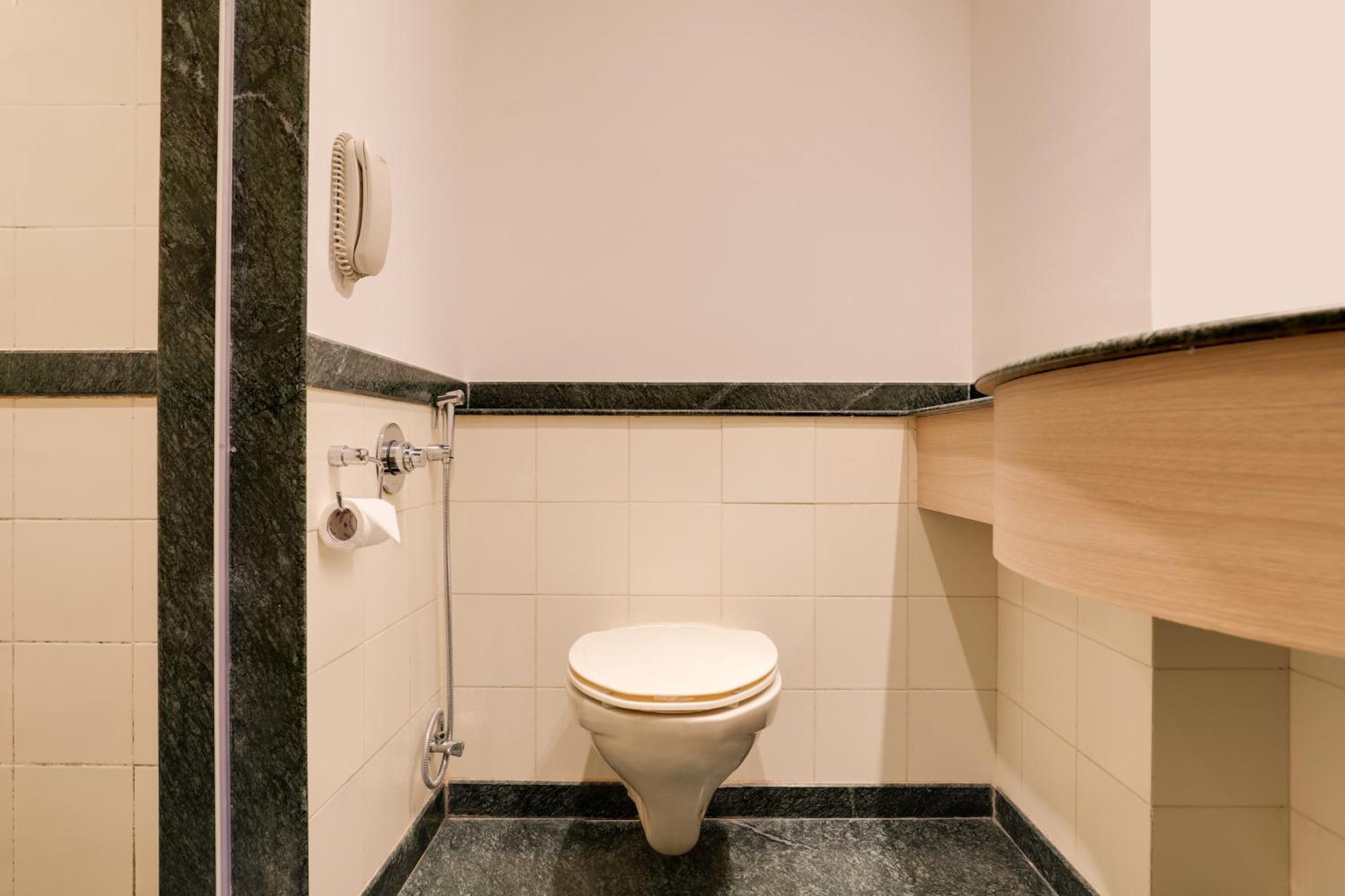 Lemon Tree Hotel Hinjewadi Pune Хинджавади Экстерьер фото